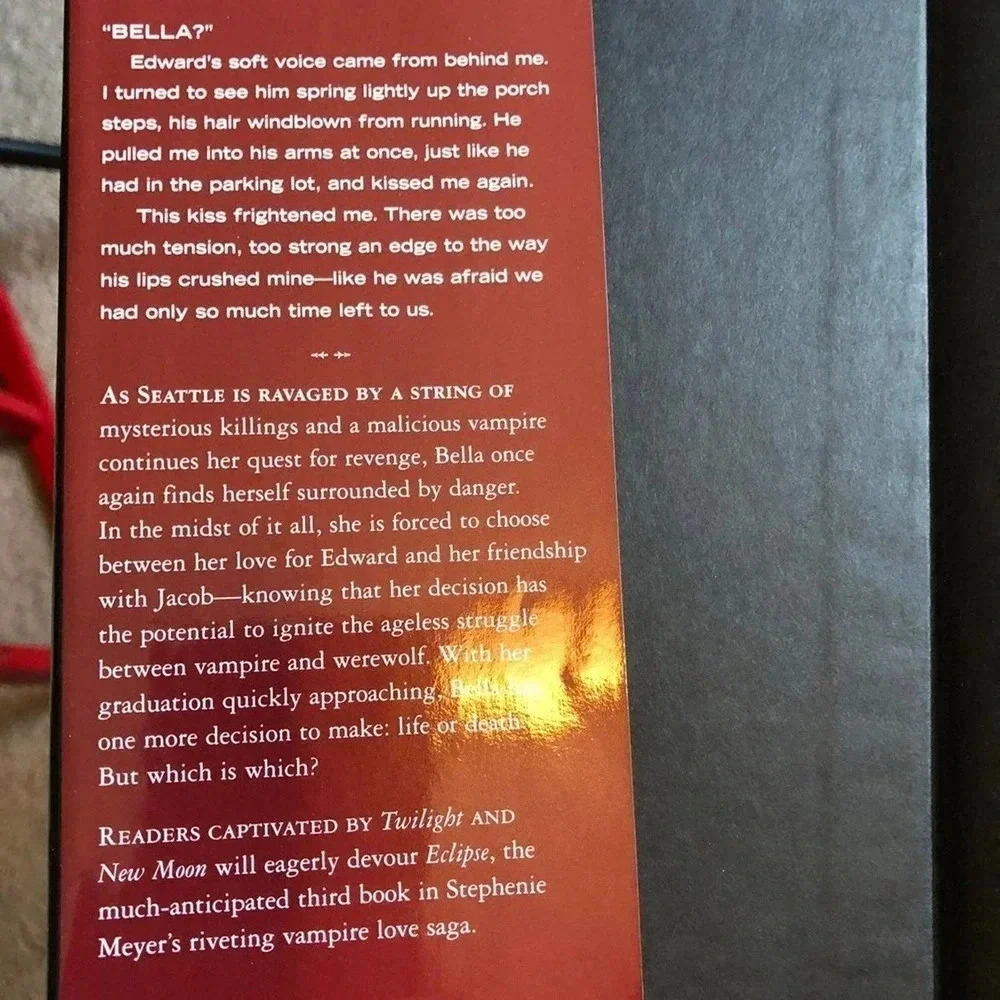 Eclipse book - Picture 3 of 3